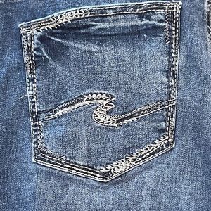 Silver Jeans Co. Bootcut Women’s Size 33x31 Used